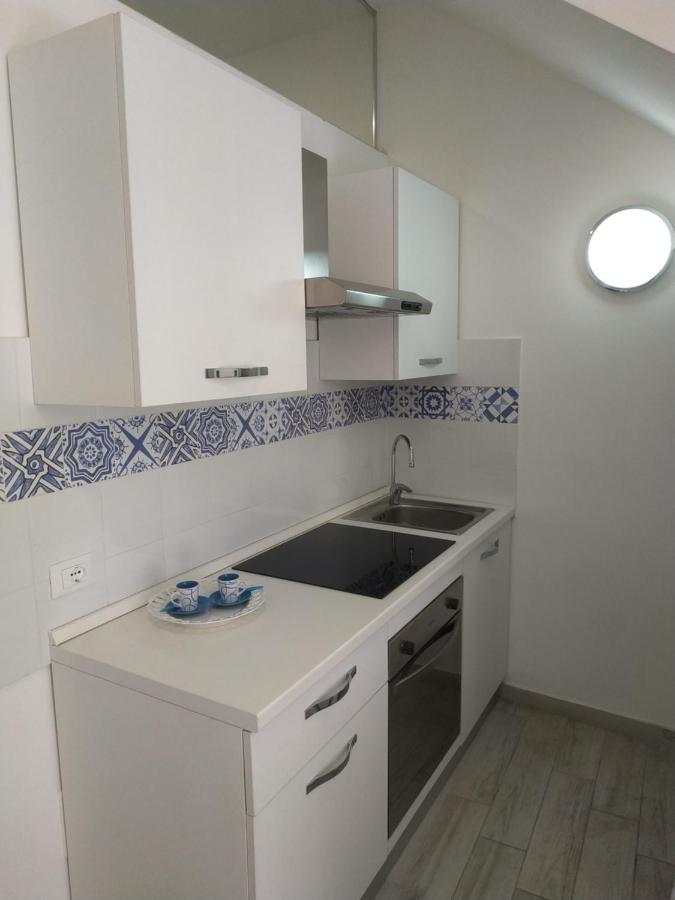 Appartamento Loft sul mare Giardini Naxos Esterno foto