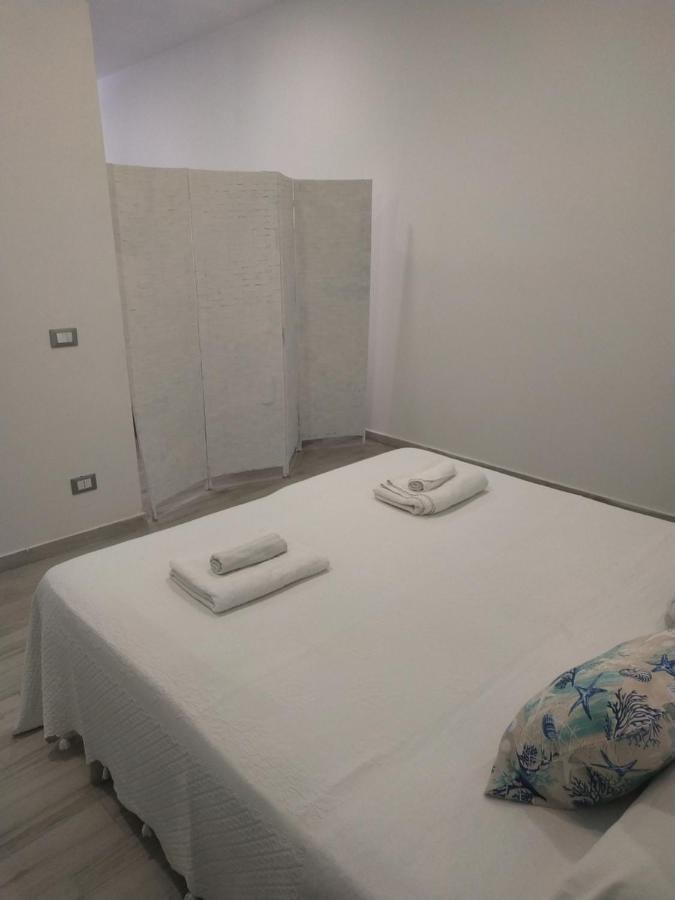 Appartamento Loft sul mare Giardini Naxos Esterno foto